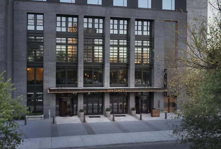Hotel Van Zandt photo 2