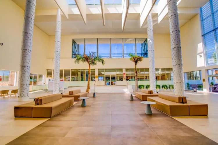 SBH Monica Beach Resort photo 3