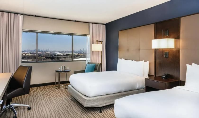DoubleTree by Hilton Hotel Newark Airport photo 4