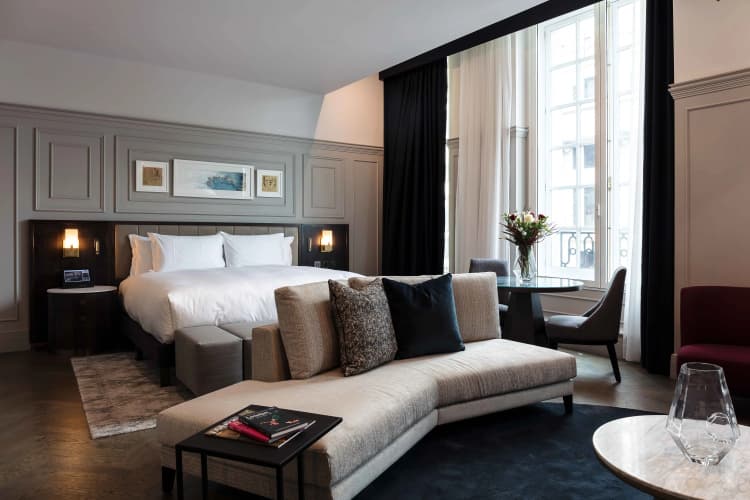 The Trafalgar St. James London, Curio Collection by Hilton, photo 2