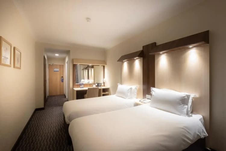 Royal National Hotel photo 2