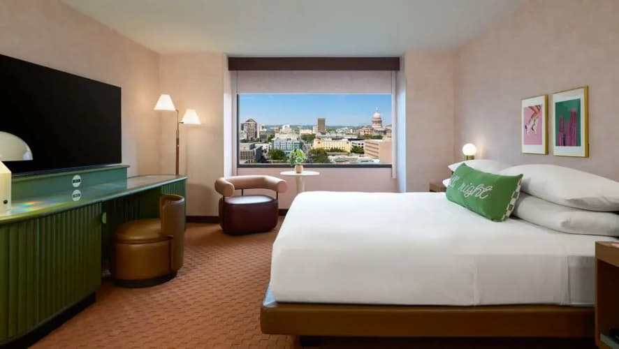 Downright Austin, A Renaissance Hotel photo 2