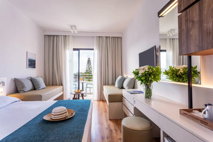 Louis Phaethon Beach Hotel, photo 5