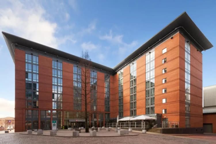 Hilton Garden Inn Birmingham Brindleyplace photo 2