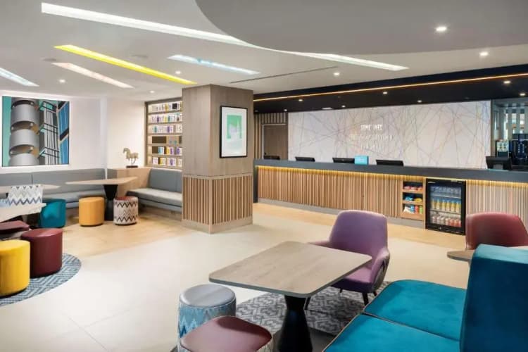Hampton by Hilton London City photo 3