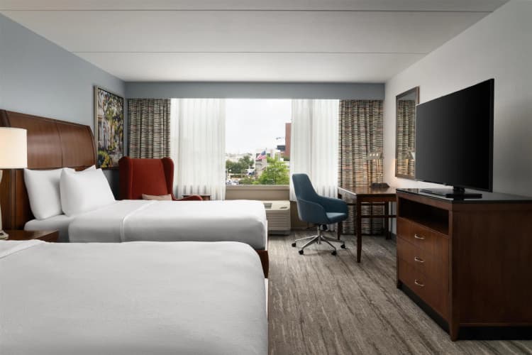Hilton Garden Inn Charleston Waterfront/Downtown photo 5