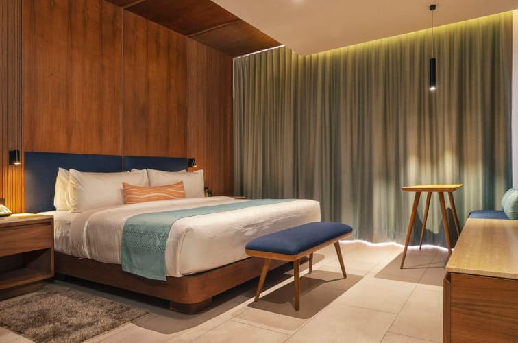 Hilton Cancun Mar Caribe All-Inclusive Resort, photo 2