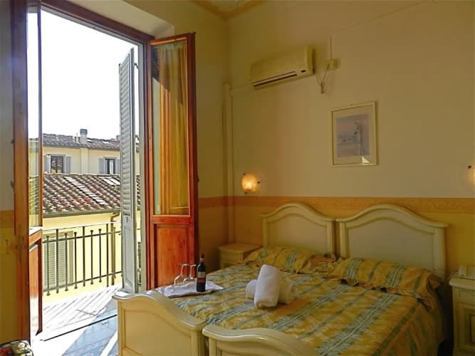 Hotel Desiree photo 4