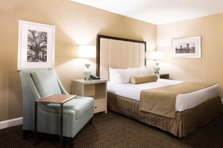 DoubleTree by Hilton Jacksonville Riverfront photo 5