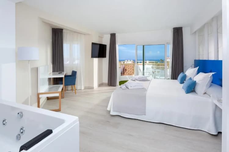 Playaolid Suites And Apartments photo 5