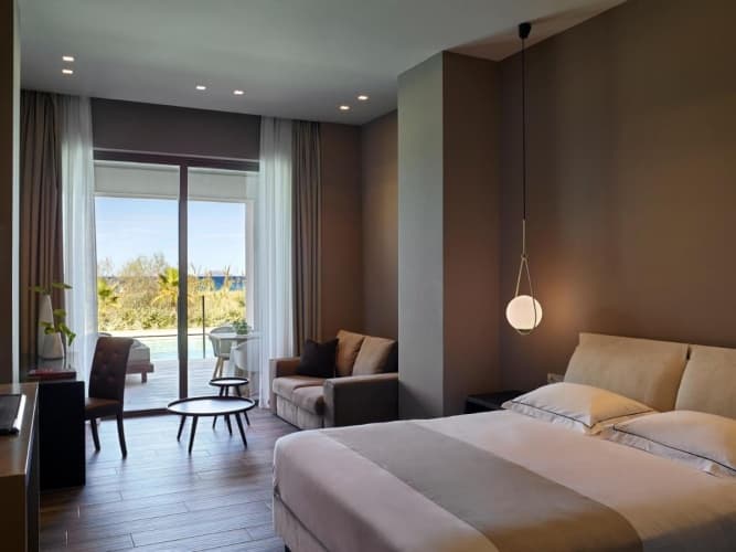 Pelagos Suites Hotel photo 3