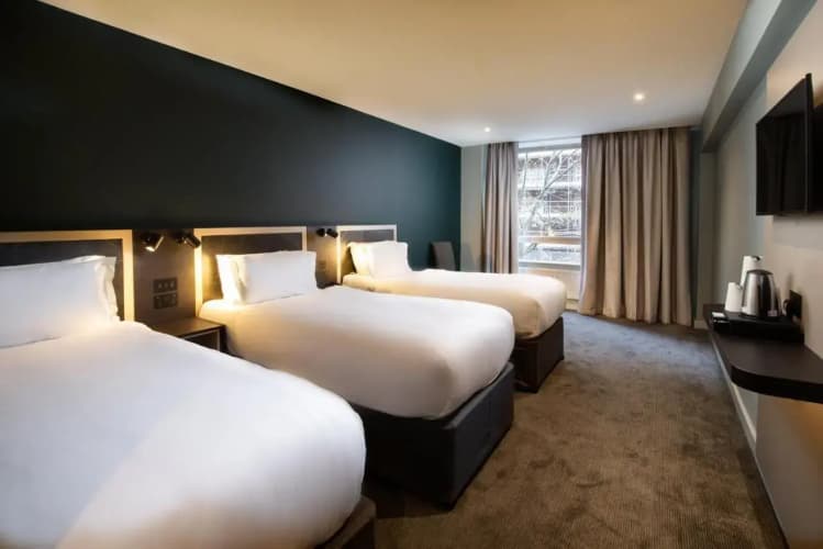 Royal National Hotel photo 5