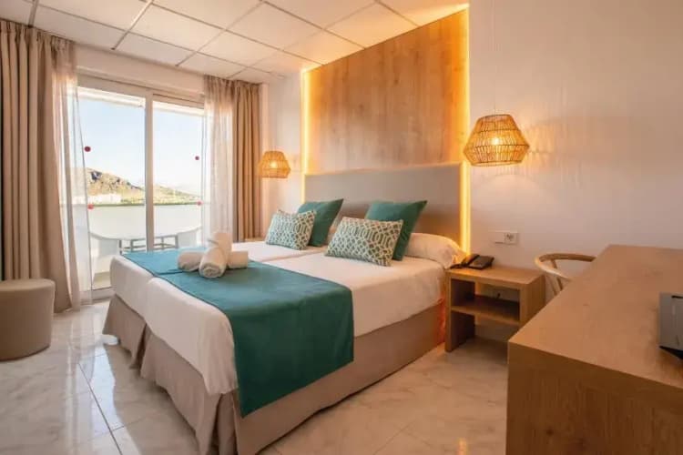 Bahia De Alcudia Hotel & Spa photo 5