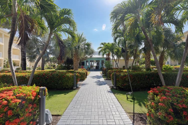 Holiday Inn Resort Grand Cayman photo 3
