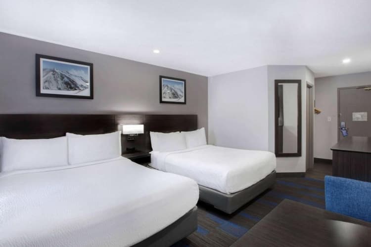 Days Inn By Wyndham Barrie photo 4