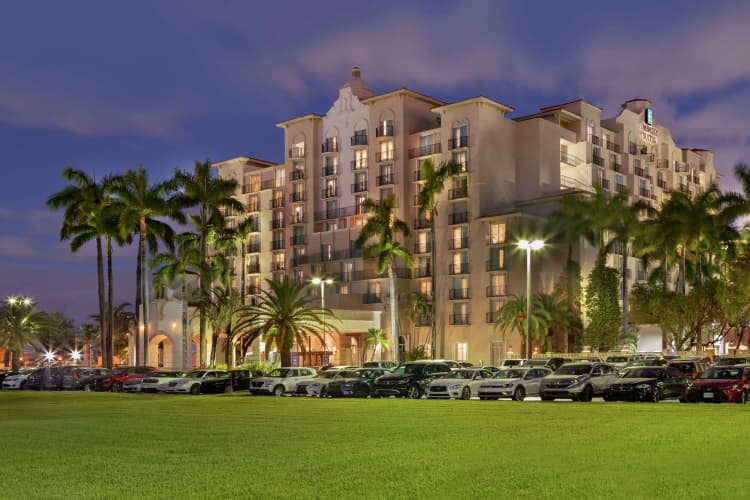 Embassy Suites by Hilton Miami International Airport photo 2