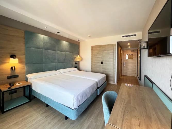Hotel Maya Alicante photo 4