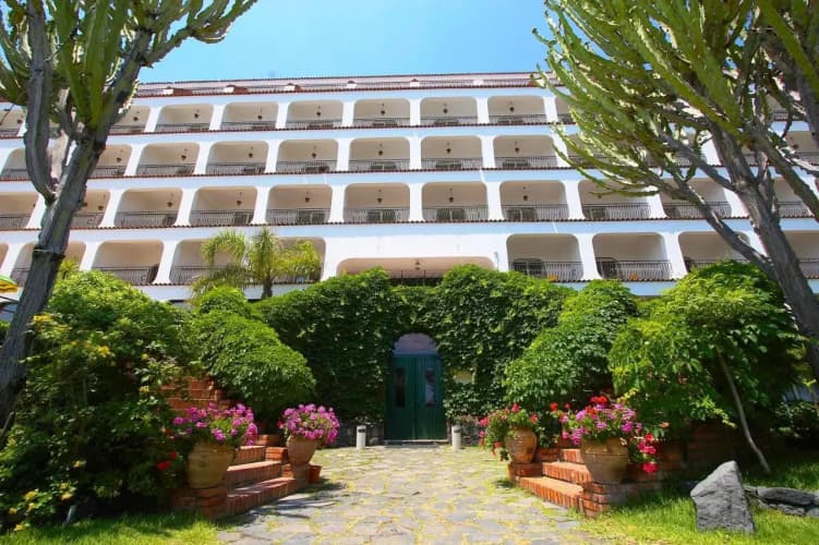 Delta Hotels By Marriott Giardini Naxos photo 2