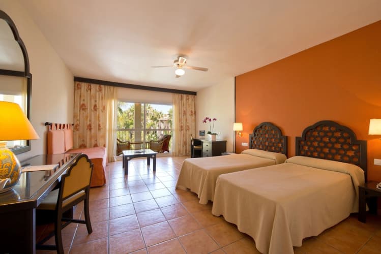 BlueBay Banús photo 5