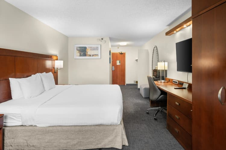 Ramada West Palm Beach Airport photo 4