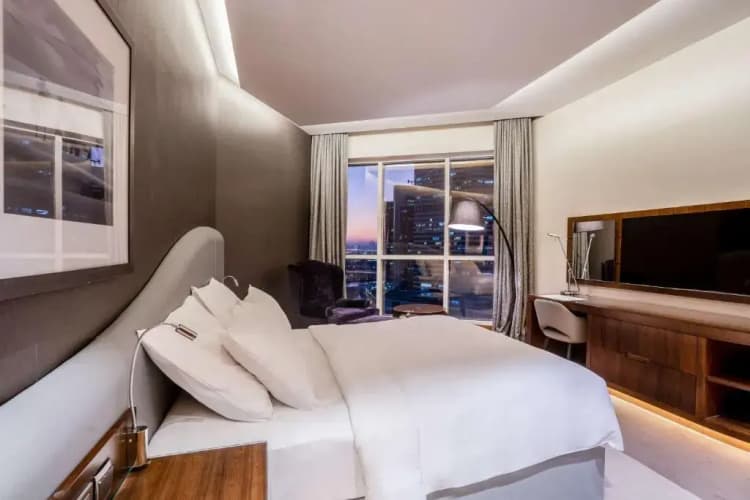 Radisson Blu Hotel Dubai Waterfront photo 5