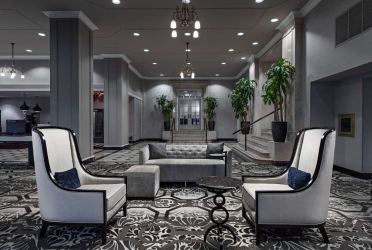 DoubleTree Suites by Hilton Hotel Detroit Downtown - Fort, photo 4