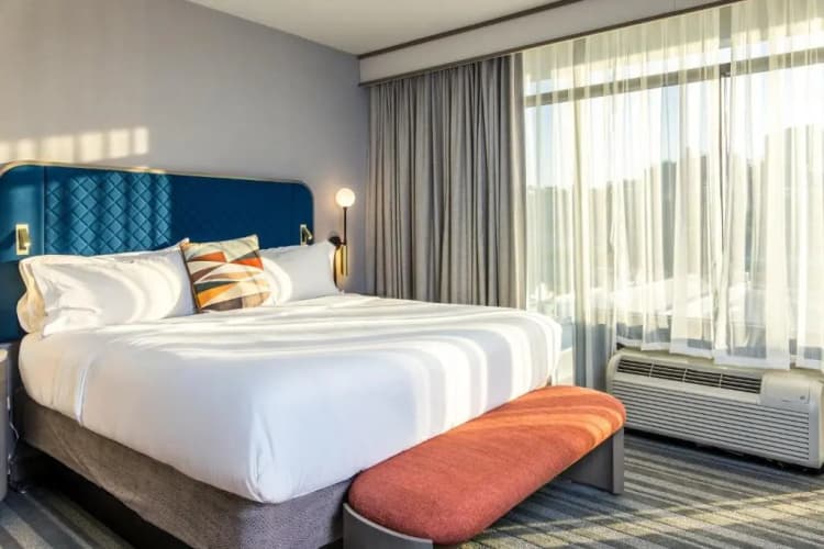 Holiday Inn Hotel & Suites Cincinnati Downtown photo 4