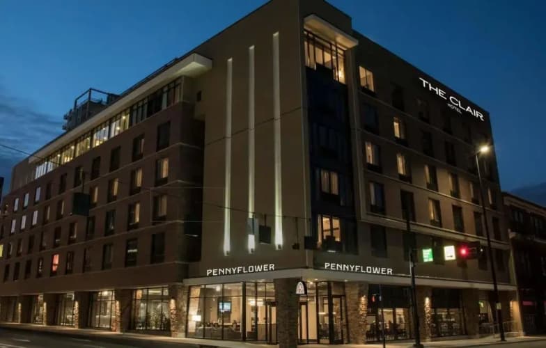 Holiday Inn Hotel & Suites Cincinnati Downtown photo 1