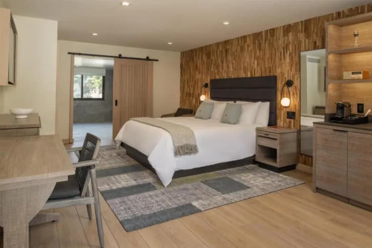 Embassy Suites by Hilton Napa Valley photo 2
