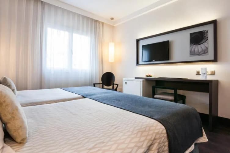 Hotel Gran Versalles photo 4