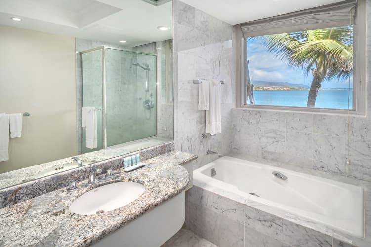 Maui Beach Hotel photo 5