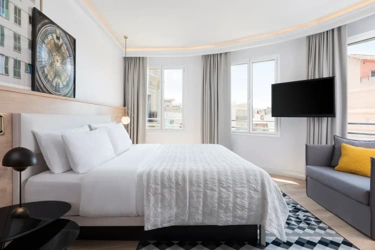 Hotel Le Meridien Barcelona photo 4