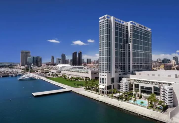 Hilton San Diego Bayfront photo 2