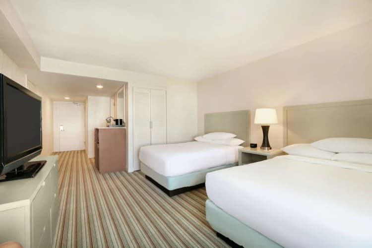 Embassy Suites by Hilton San Juan Hotel & Casino photo 3