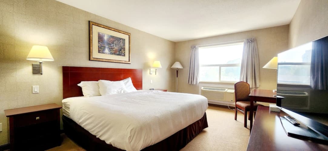 Super 8 By Wyndham Red Deer City Centre photo 5