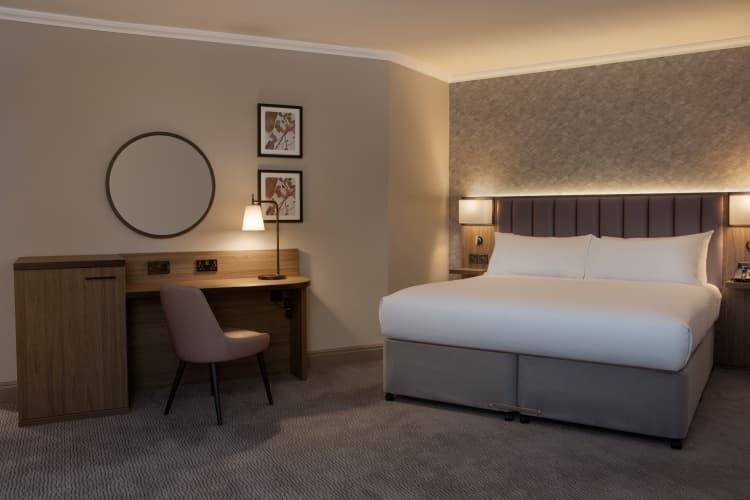 DoubleTree by Hilton Dartford Bridge, photo 4