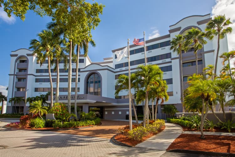 DoubleTree by Hilton Hotel West Palm Beach Airport, photo 2
