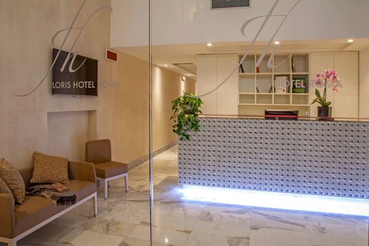 Floris Hotel photo 2