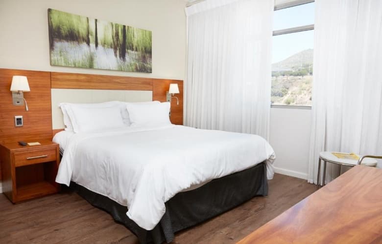DoubleTree by Hilton Cape Town - Upper Eastside photo 4