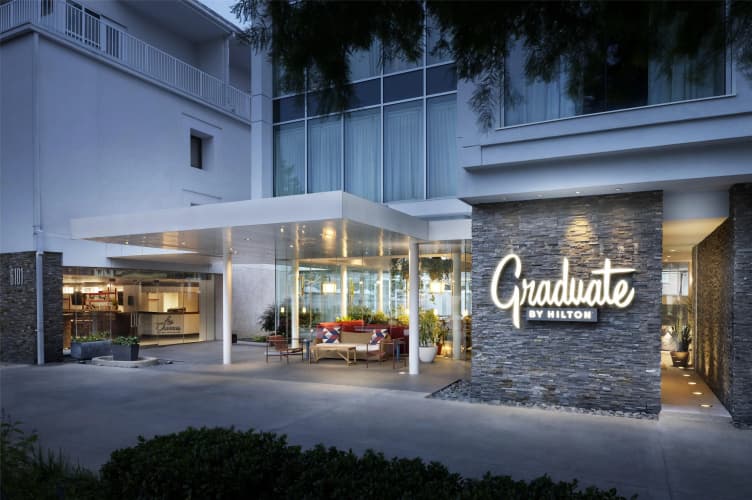 Graduate by Hilton Dallas photo 2