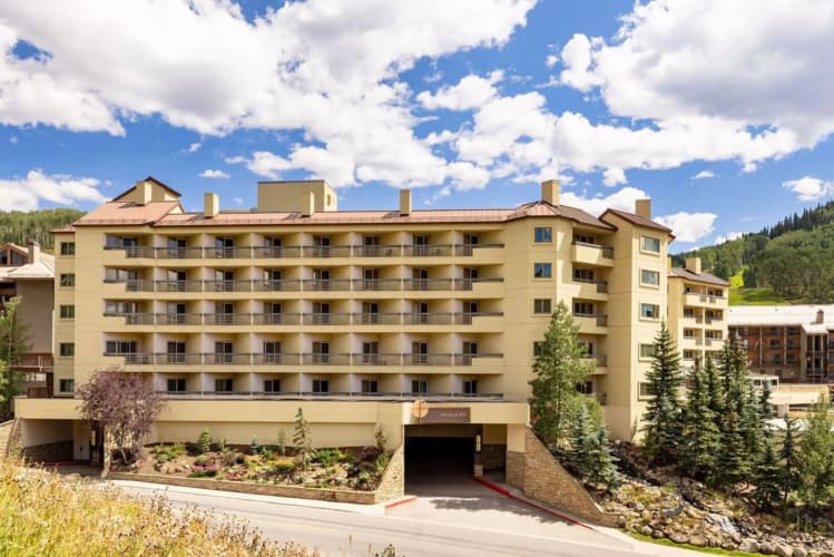 Elevation Hotel & Spa photo 2