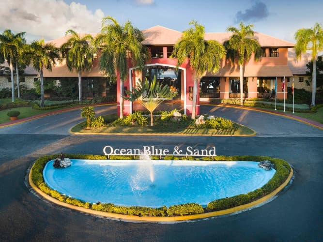 Ocean Blue And Sand Beach Resort All Inclusive photo 2