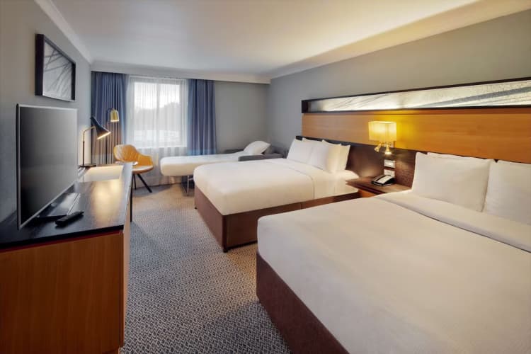 DoubleTree by Hilton Manchester Airport photo 5