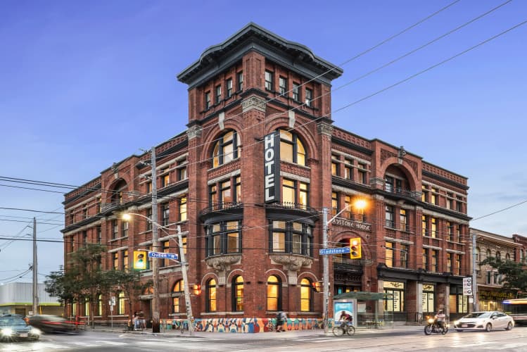 Gladstone Hotel, photo 2