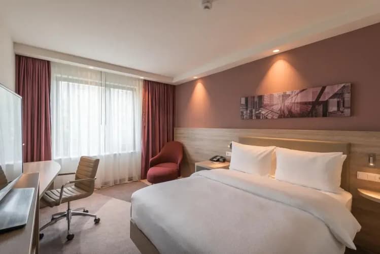 Hampton by Hilton Frankfurt City Centre East, photo 4