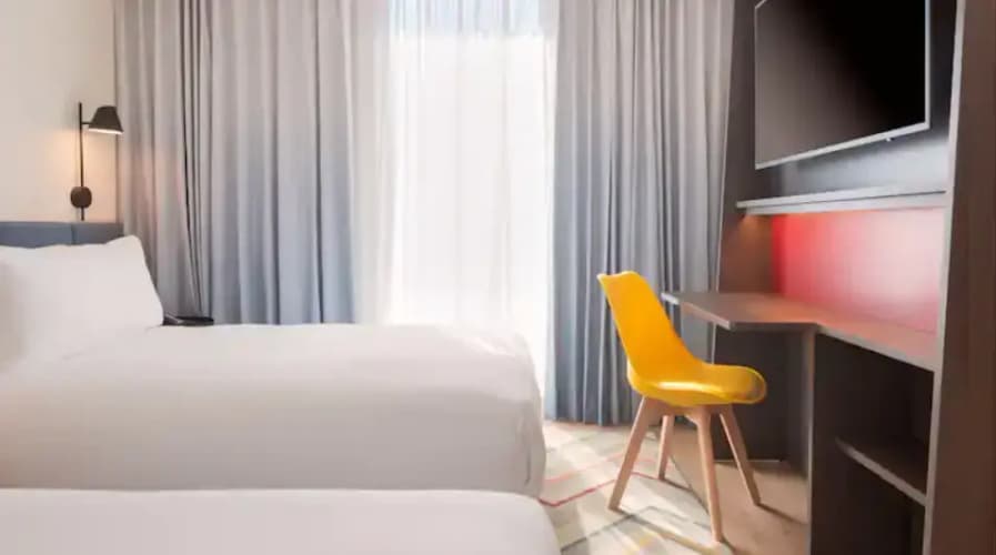 Hampton by Hilton Ashford International, photo 4