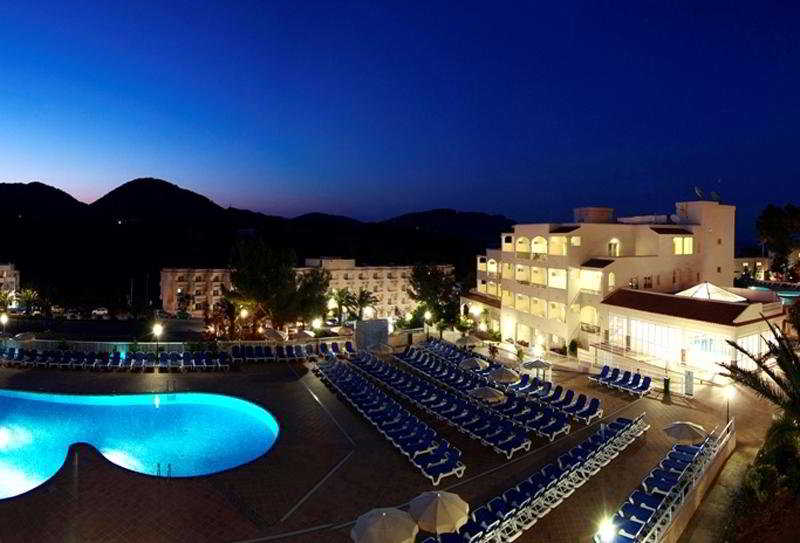 Invisa Hotel Cala Blanca, photo 1