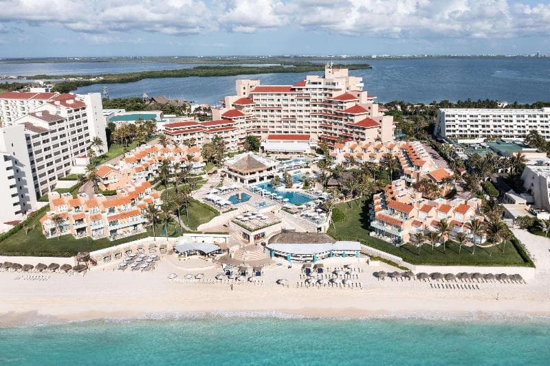 Wyndham Grand Cancun All Inclusive Resort & Villas, photo 1
