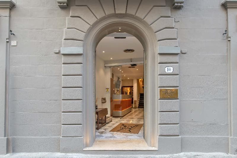 Machiavelli Palace, photo 1