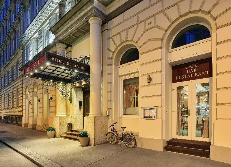 Bellevue Hotel photo 1